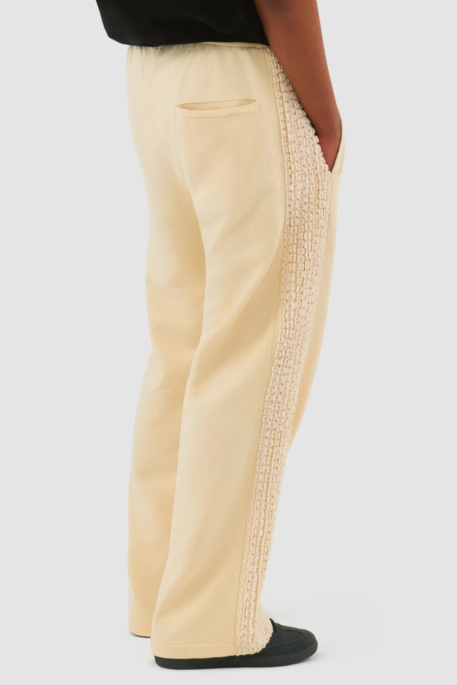 Arte Antwerp Pantalon à bandes fleuries - Crème Fashion