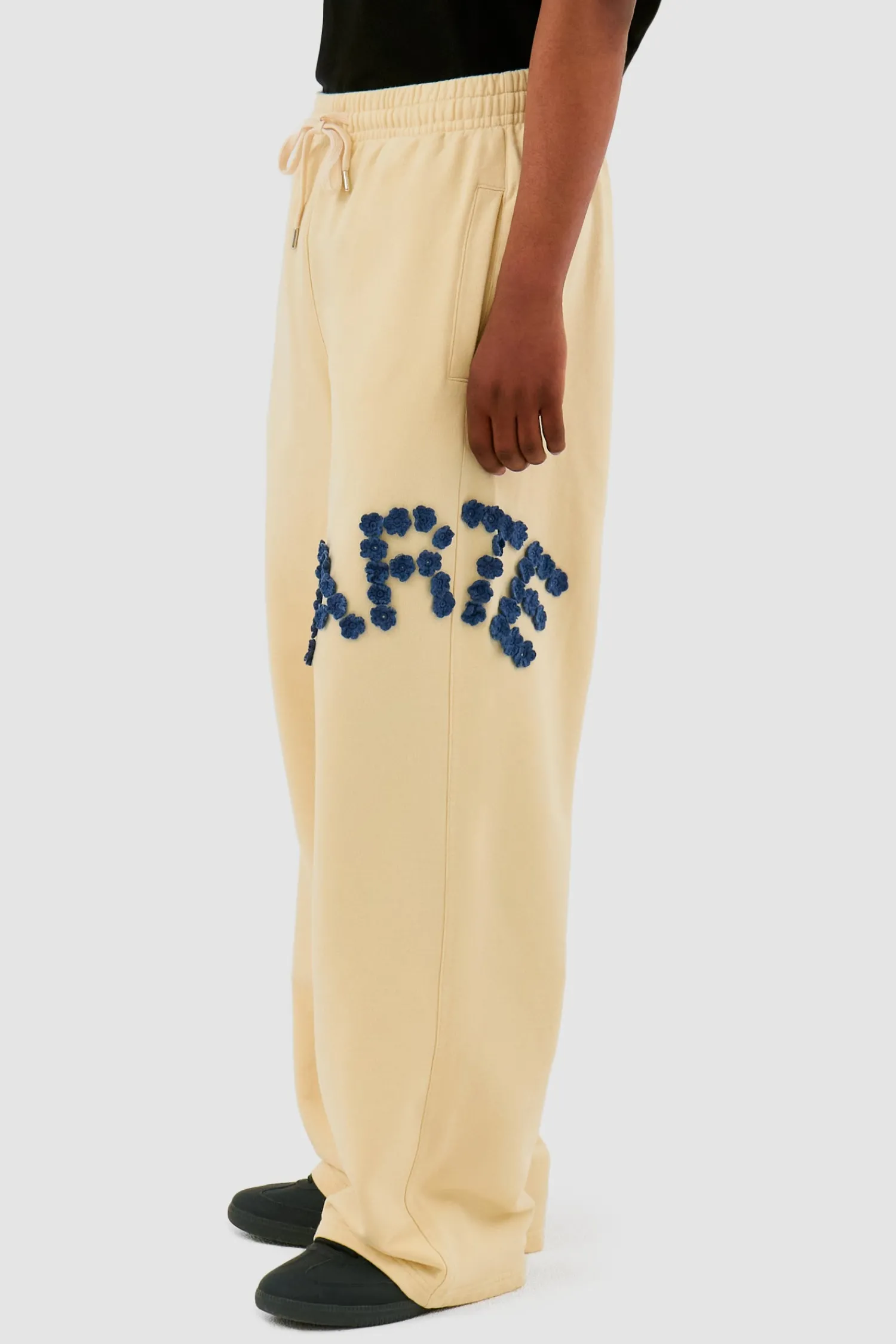 Arte Antwerp Pantalon à fleurs en crochet - Crème Store