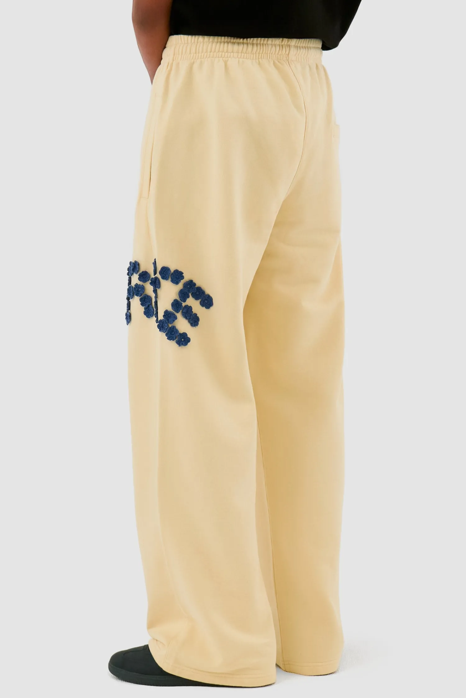 Arte Antwerp Pantalon à fleurs en crochet - Crème Store