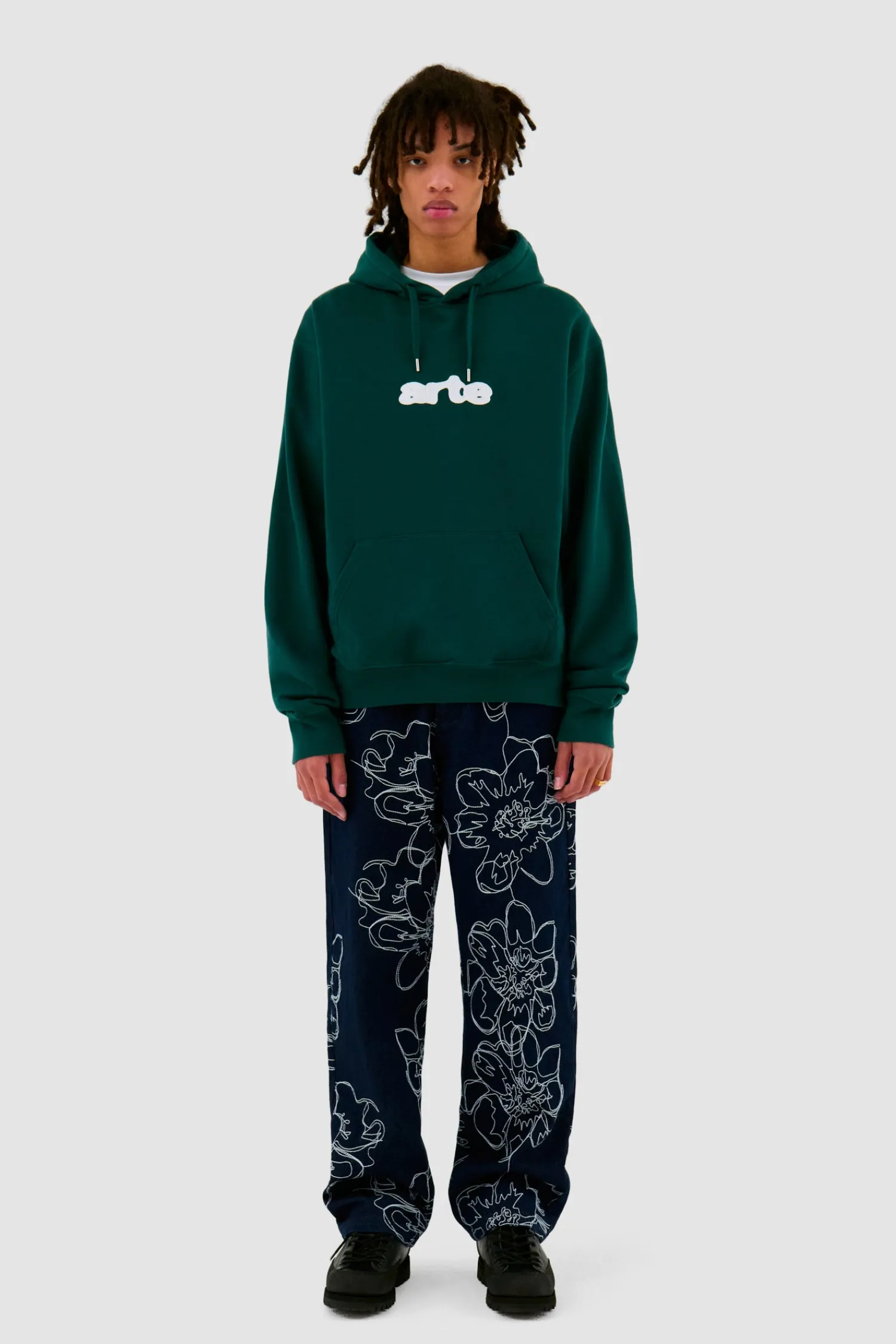 Arte Antwerp Sweat à capuche avec logo brodé - vert Outlet
