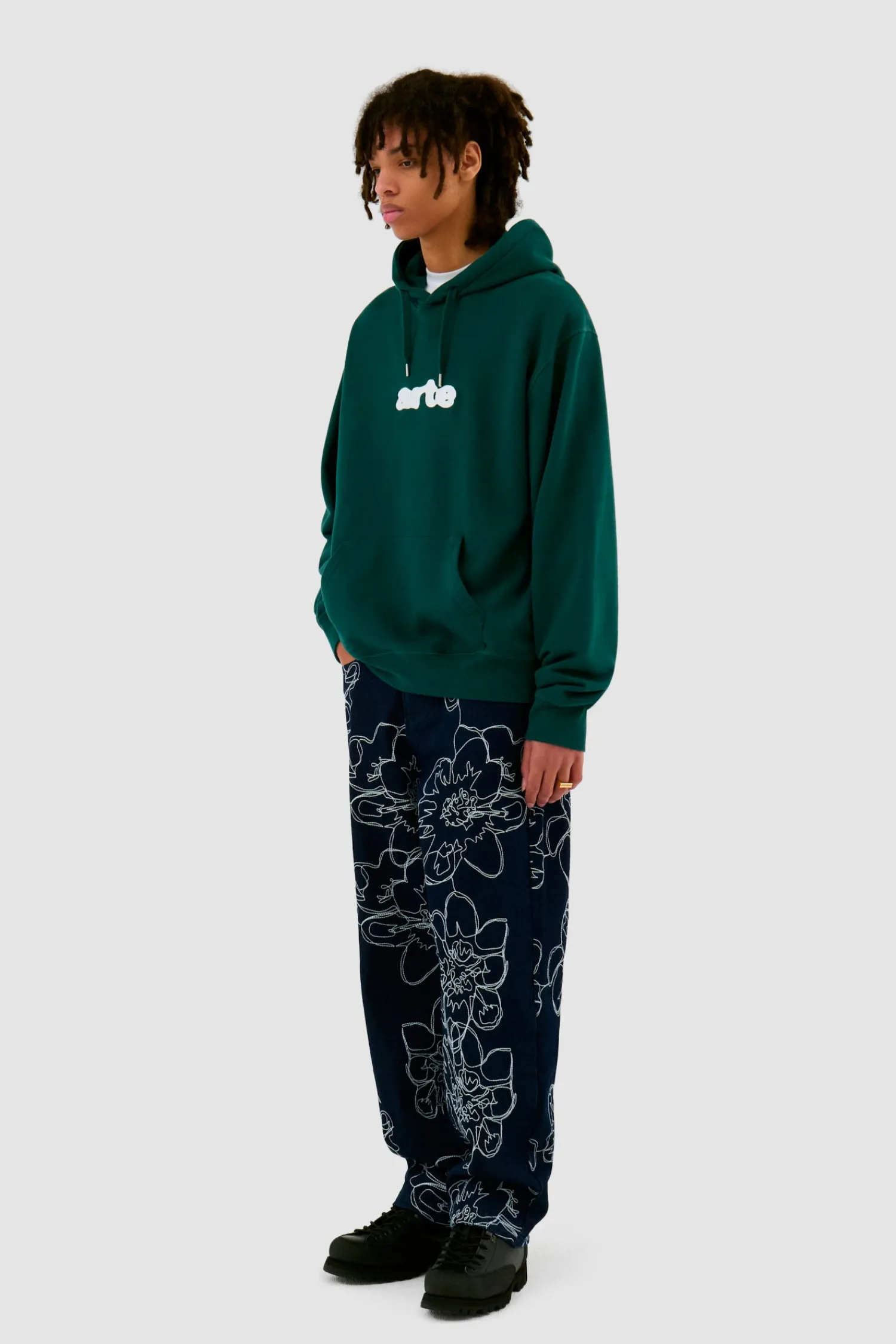 Arte Antwerp Sweat à capuche avec logo brodé - vert Outlet