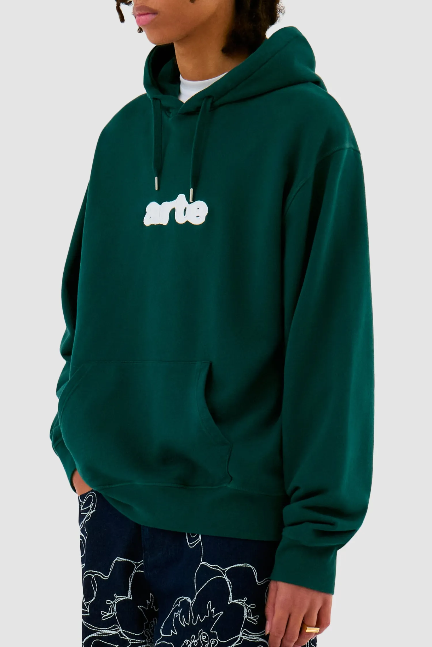 Arte Antwerp Sweat à capuche avec logo brodé - vert Outlet