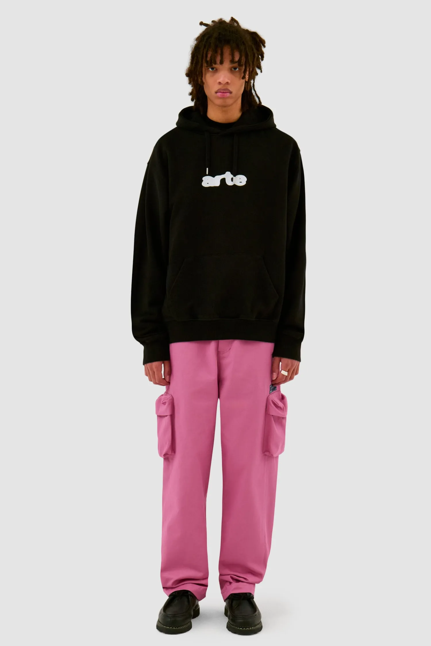 Arte Antwerp Sweat à capuche avec logo brodé - Noir Sale