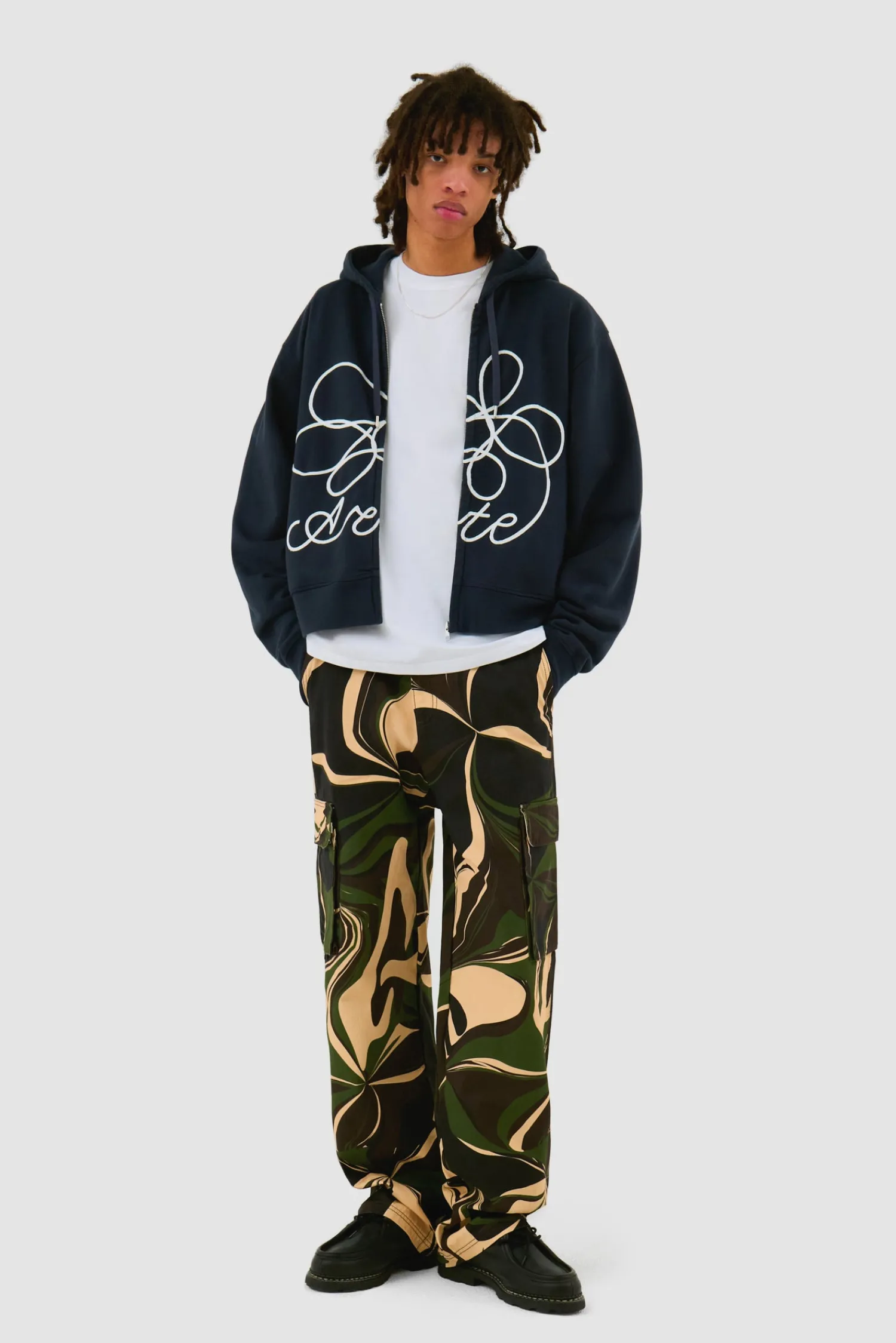 Arte Antwerp Sweat à capuche zippé avec logo fleuri - Marine Online