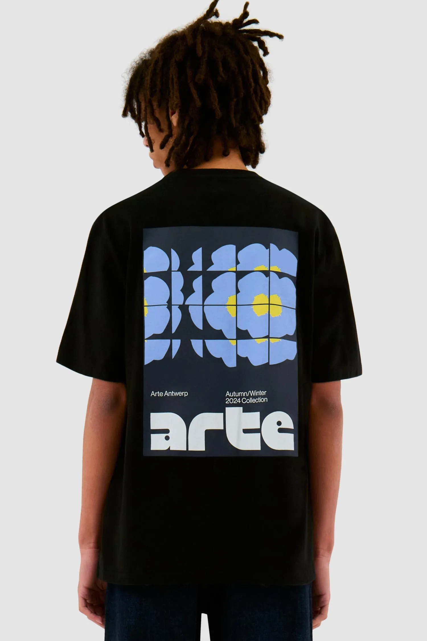 Arte Antwerp T-shirt Flower Poster - Noir Shop